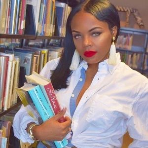 Meet your Posher, Ashley